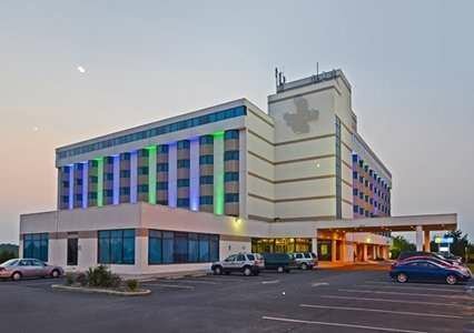 Travelodge Avenel Woodbridge, Забронировать Отель Авенел North Jersey