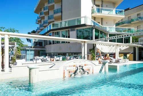 Hotel Lady Mary, Забронировать Отель СПА-отели Морского Милана, SPA-услуги