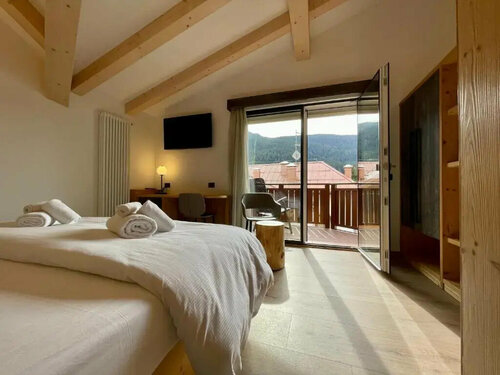 Hotel Stella Alpina, Забронировать Отель Отели Паганелла с парковкой, Парковка