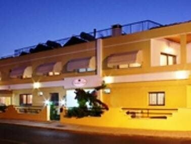 Executive Suites, Rezerwuj Hotel Hotele 3* w Nikozja, 3*