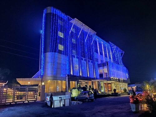 Pal Heights Mantra, Book Hotel Hotels in Orissa with a Pool, Swimming Pool