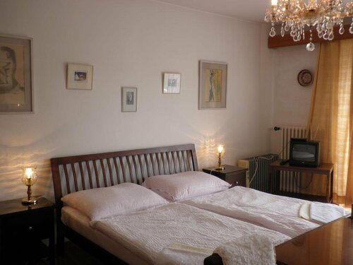 Pension Arcadia Prague, Забронировать Отель Отели Праги 3 звезды, рядом с Ворота Леопольда, 3*