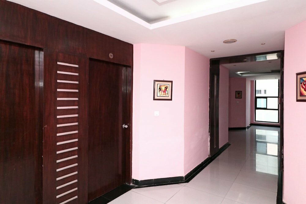 OYO 4754 Hotel Center Point
