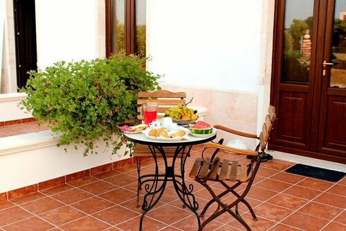 Alba e tramonto B&B, Забронировать Отель «постель и завтрак» Мола-ди-Бари Bari Province