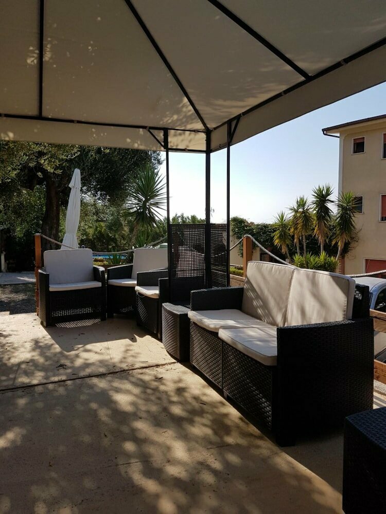 Oasi Petrus Cilento Borgo San Antonio