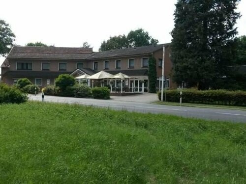 Gasthof Bucksande, Забронировать Апартаменты/квартира Отели East Frisia с парковкой, Парковка