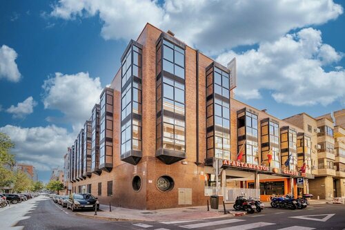 Apartamentos G3 Galeon, Забронировать Апарт-отель Отели Мадрида с парковкой, рядом с Madphoto, Парковка