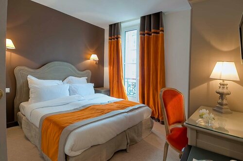 Hotel Cluny Square, Забронировать Отель 5-й округ: Латинский квартал Париж, рядом с Станция метро Rambuteau