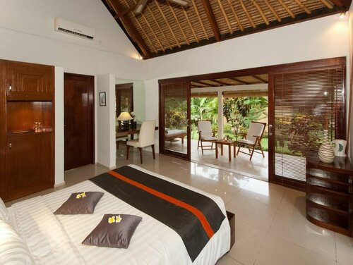 Siddhartha Ocean Front Resort & Spa, Boek Resort Hotels in Bali met zwembad, Zwembad