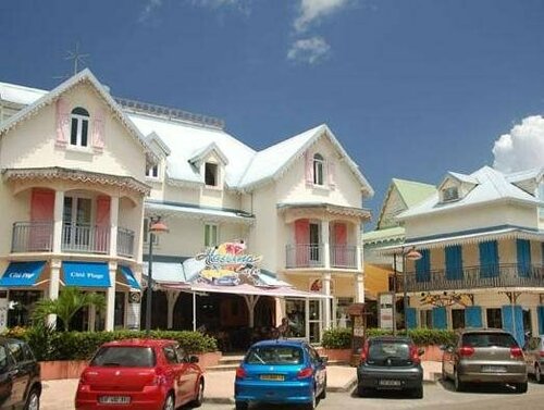 Отель Village Creole, Забронировать Отель Ле-Труаз-Иле Ле-Марэн