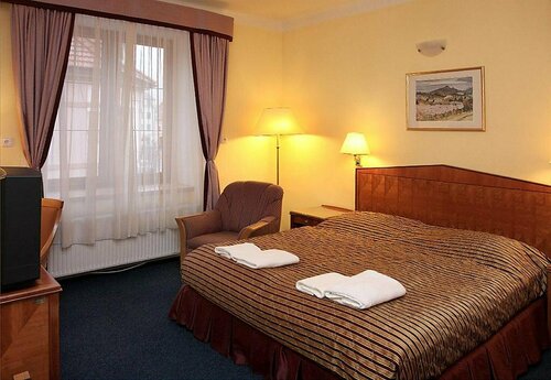 Hotel Prajer, Boek Hotel Vodňany Zuid-Bohemen