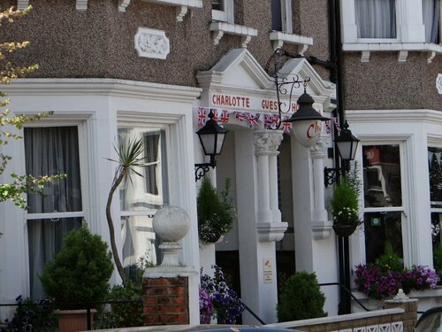 Charlotte Guest House, Rezervați Pensiune Pensiuni în Merseyside, Pensiune