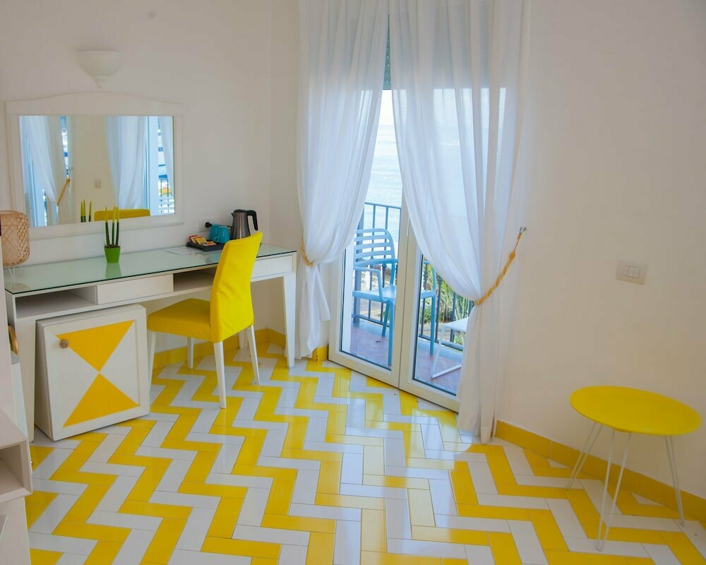 Relais Maresca Luxury Small Hotel & Terrace Restaurant
