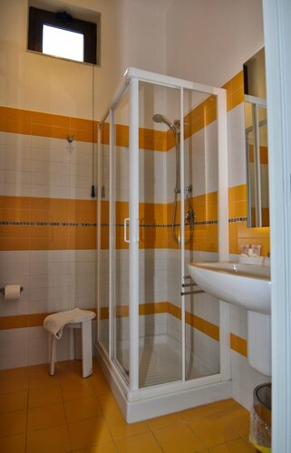 Il Vicolo B&B, Buchen Sie Bed & Breakfast Hotels in Sizilien mit Parkplatz, Parkplätze