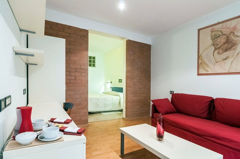 El Patio Hotel