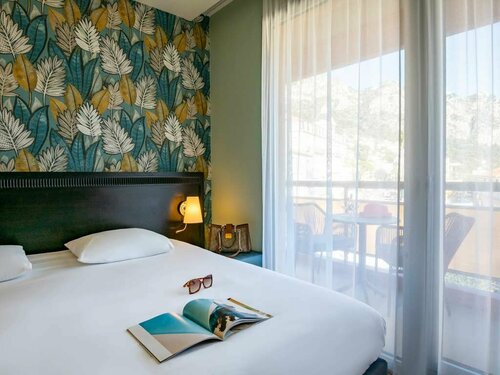 ibis Styles Beaulieu sur Mer, Забронировать Отель Отели Приморских Альпы с парковкой, Парковка