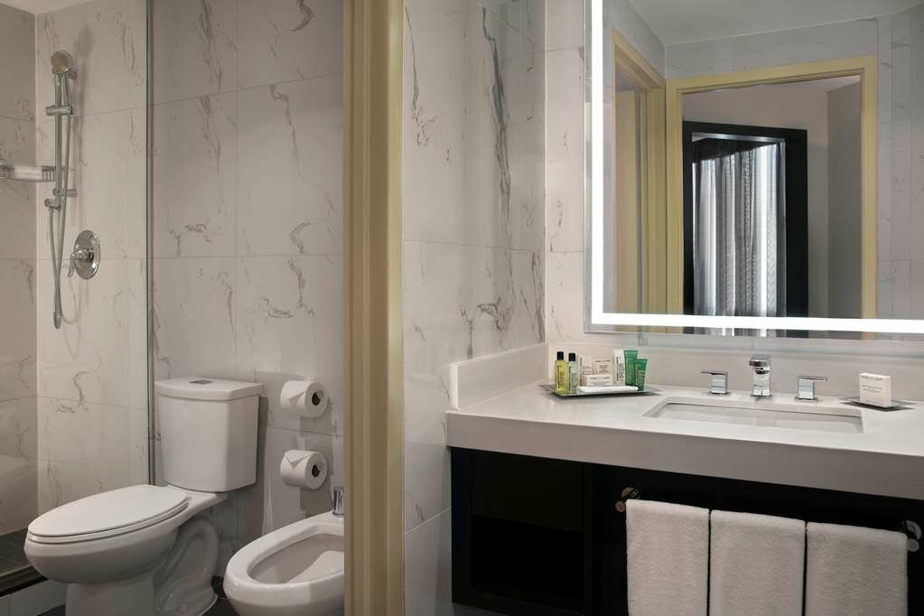 Hilton Toronto/Markham Suites Conference Centre & SPA
