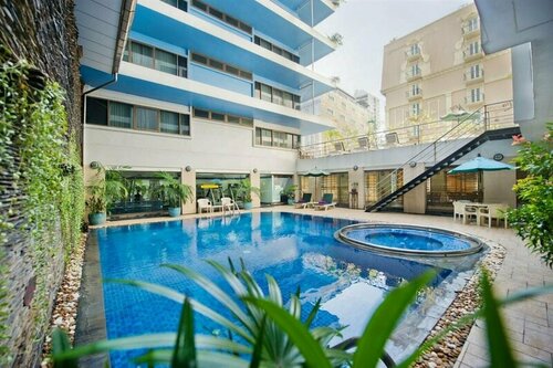 Samala Bangkok Sukhumvit 15 by Kingston Hotels, Забронировать Отель Отели Бангкока по системе «всё включено», рядом с Музей Бан Камтиенг, Всё включено