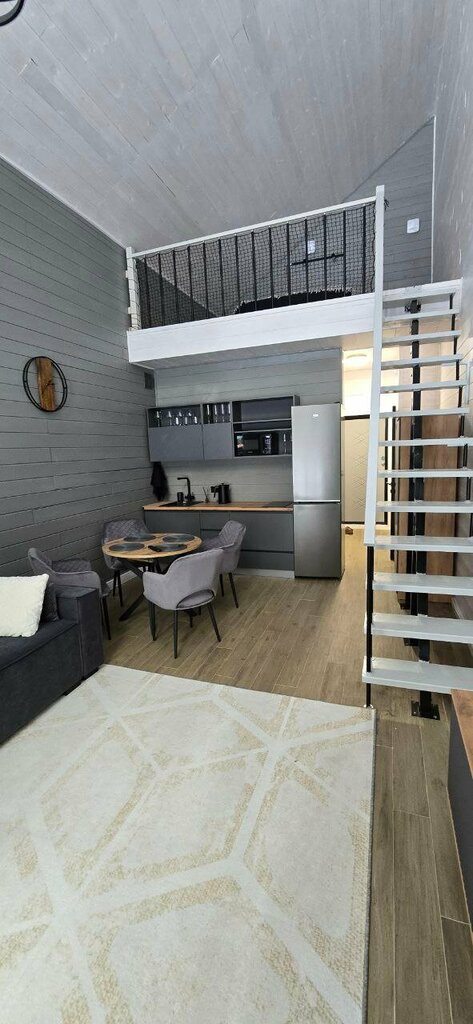 Lofthouse_38