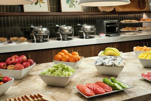 Courtyard by Marriott Los Angeles Pasadena Old Town, Забронировать Отель Пасадена Большой Лос-Анджелес
