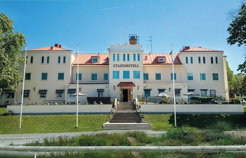 Mjölby Stadshotell, Забронировать Отель Мьёльбю Эстергетланд