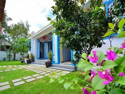 Local Beach Homestay, Rezerwuj Pensjonat Cam An 