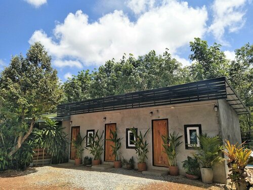 Baan Suan Siri Resort, Забронировать Курортный отель Районг провинция Районг