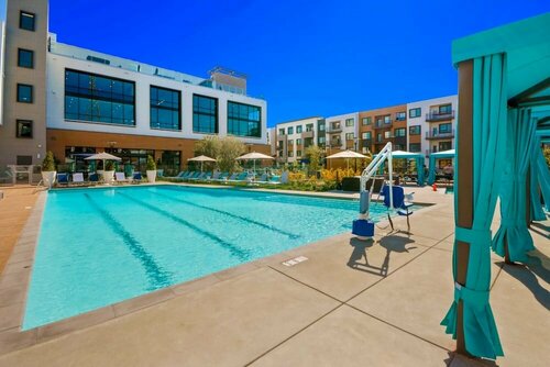 Bluebird Suites near Facebook HQ, Забронировать Апартаменты/квартира Редвуд-Сити San Mateo County