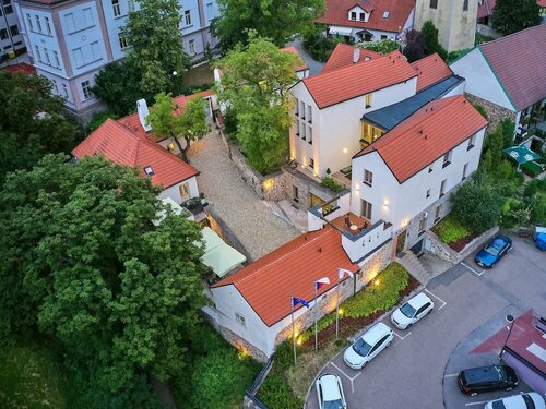 Bellevue Hotel Benešov, Забронировать Отель Отели Бенешов с завтраком, Завтраки