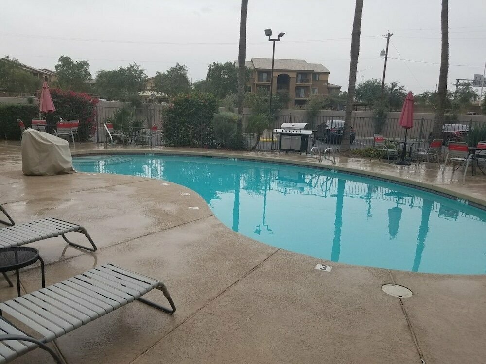 Ramada Tempe/At Arizona Mills Mall
