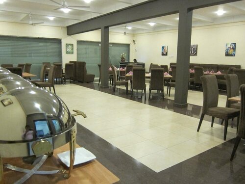 Hotel Oviya, Reserva ahora Hotel Hoteles en Vavuniya con desayuno, Desayunos