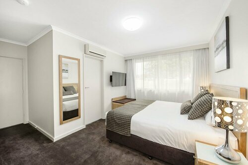 Mid City Motel Warrnambool, Забронировать Мотель Отели Уоррнамбул с парковкой, Парковка