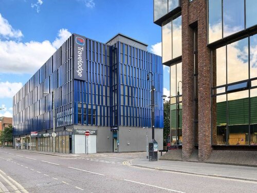 Travelodge Peterborough Alwalton, Забронировать Отель Отели Кембриджшир с парковкой, Парковка