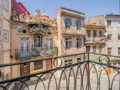 Yours Guesthouse, Забронировать Отель Порту Регион Порту