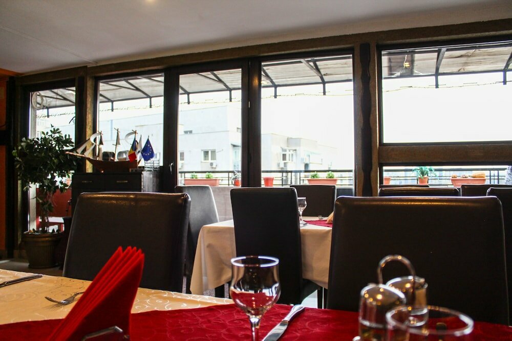 Hotel Razvan