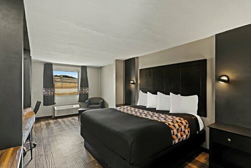 Rodeway Inn & Suites Austin, Book Hotel Austin Greater Austin