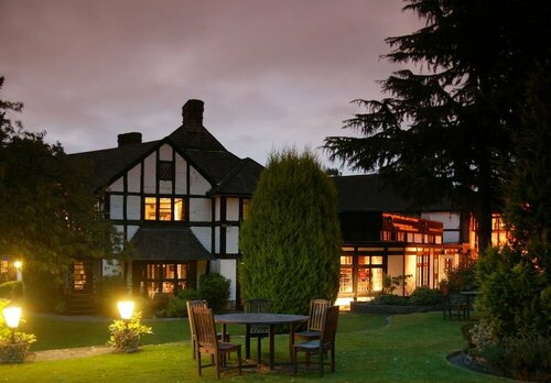 Thatchers Hotel, Rezervovat Hotel East Horsley Surrey Hills