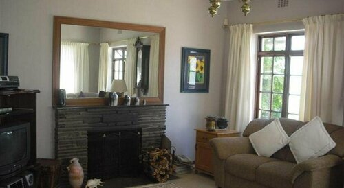 Peak Village Lodge, Забронировать Отель Кейптаун Центр Кейптаун, рядом с Кайт-Бич