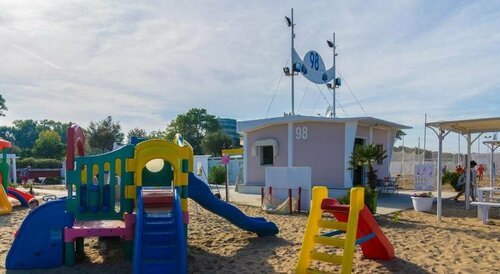 Hotel Beverly, Забронировать Отель Маребелло Римини
