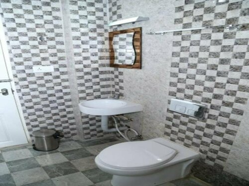 OYO 4215 Spice Valley, Забронировать Отель Отели штата Кералы 3 звезды, 3*