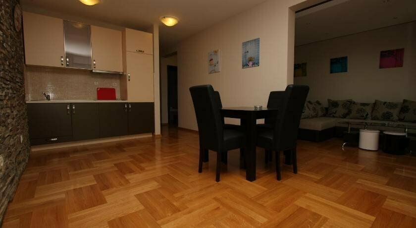 Chiron Apartments
