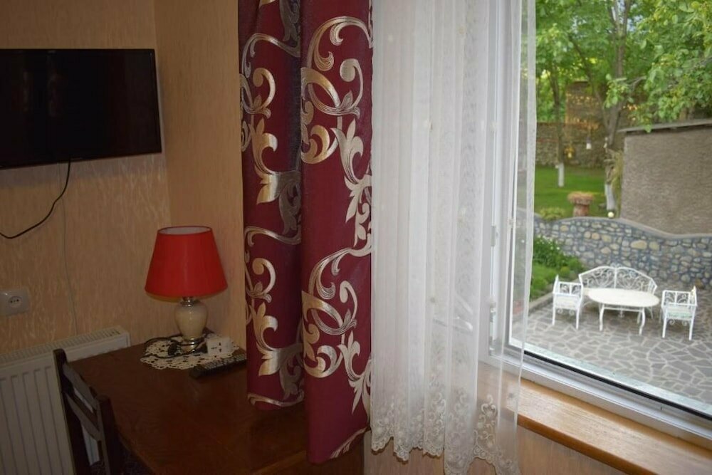Family Hotel Lago & Wine Cellar