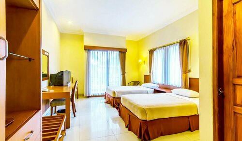 Puri Bernadi Guest House, Réserver Maison d'hôtes Hôtels à Lembang avec parking, Parking
