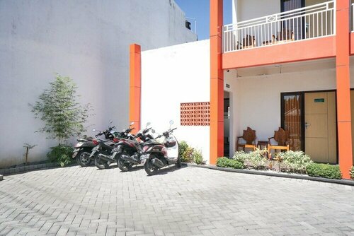 RedDoorz Syariah @ Buduran Sidoarjo, Réserver Hôtel Hôtels à Sidoarjo avec parking, Parking