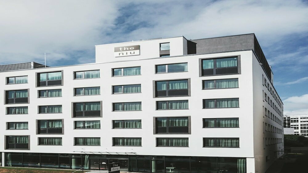 Holiday Inn - the niu