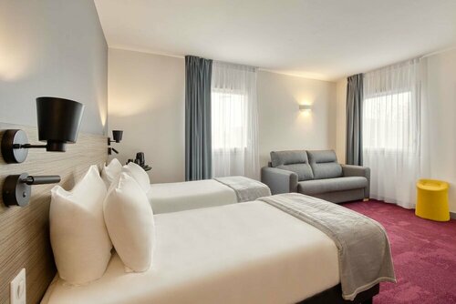 Sure Hotel by Best Western Les Portes de Montauban, Забронировать Отель Бресоль Tarn-et-Garonne