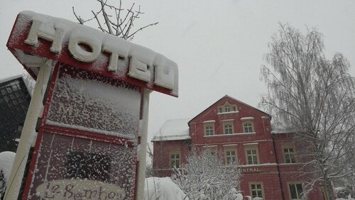 Wein-Hotel Auberge Mistral, Prenota Ostello Hotel a Sassonia con parcheggio, Parcheggio