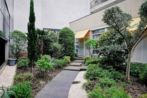 Best Western Crequi Lyon Part Dieu, Забронировать Отель 03. Ла-Пардье Лион, рядом с Лионская Опера