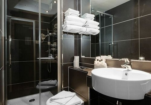 Hôtel De La Paix, Забронировать Отель 15-й округ: Порт-де-Версаль Париж, рядом с Парк Жоржа Брассанса