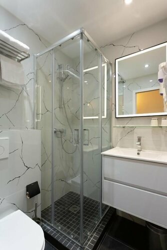 Hotel Leonard De Vinci 75011, Забронировать Отель Отели Парижа с завтраком, рядом с Сент-Амбруаз, Завтраки
